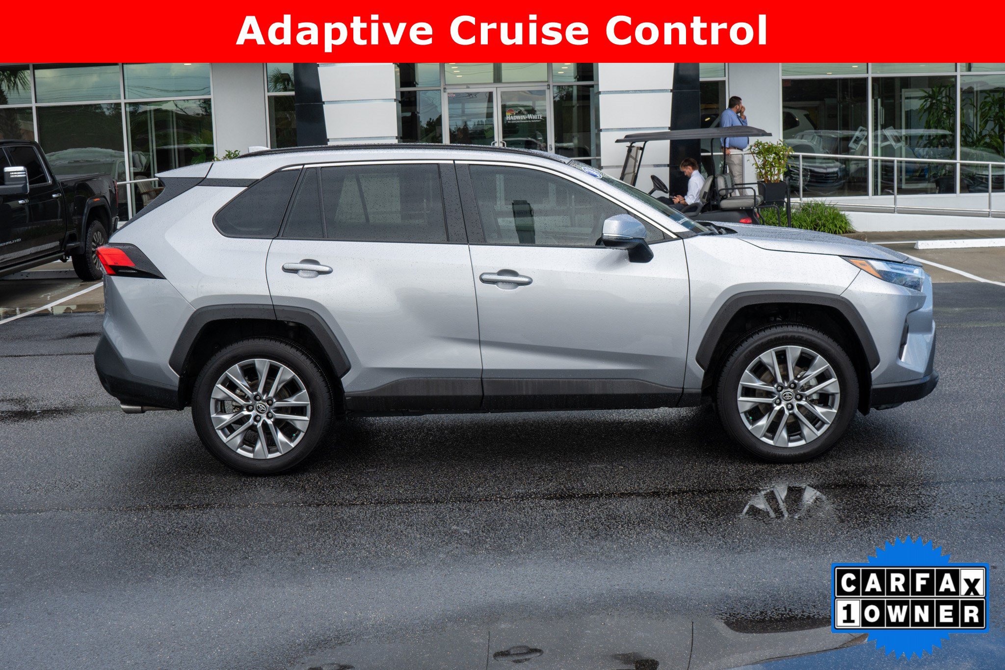 Used 2024 Toyota RAV4 XLE Premium FWD image 2