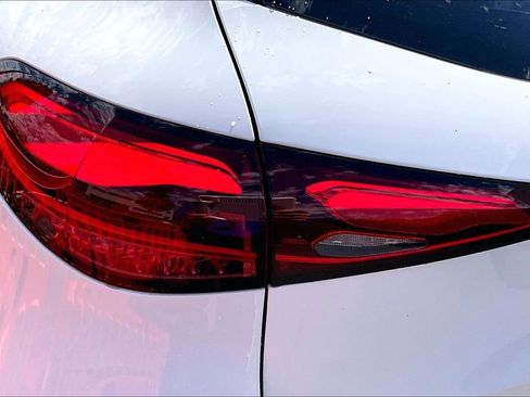 Certified 2025 Mercedes-Benz GLC 300 4MATIC image 32