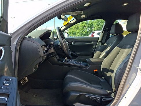 Used 2024 Honda Civic Sport image 13