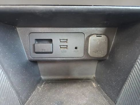 Used 2018 Toyota Yaris iA FWD image 29