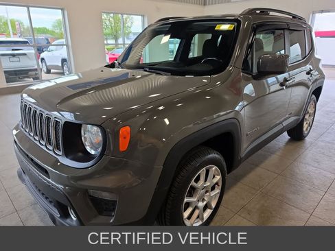 Used 2019 Jeep Renegade Latitude w/ Cold Weather Group AWD/4WD image 1
