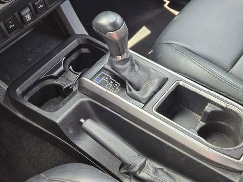 Used 2023 Toyota Tacoma Limited w/ Nightshade Package AWD/4WD image 31