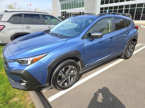 Used 2024 Subaru Crosstrek 2.0i Premium AWD/4WD image 2