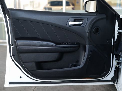 Used 2020 Dodge Charger SXT w/ Blacktop Package image 24