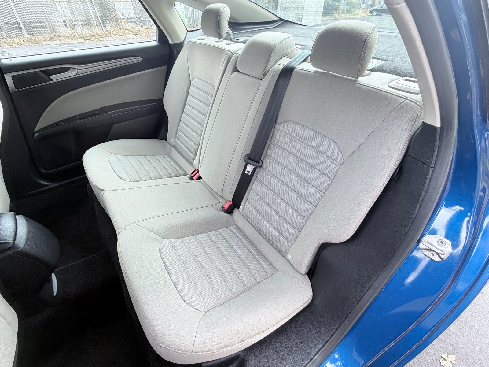 Used 2018 Ford Fusion S FWD image 9