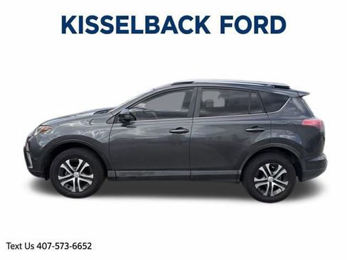 Used 2018 Toyota RAV4 LE image 6