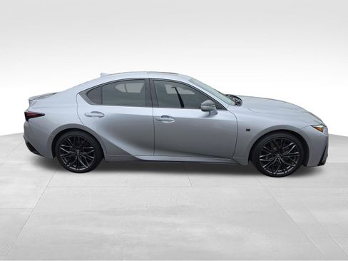Used 2023 Lexus IS 500 RWD image 6