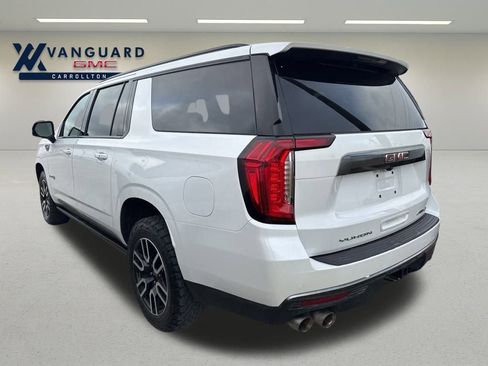 Used 2023 GMC Yukon XL AT4 w/ AT4 Premium Package image 3