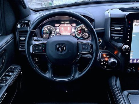 Used 2022 RAM 1500 Limited w/ Body-Colour Bumper Group image 5