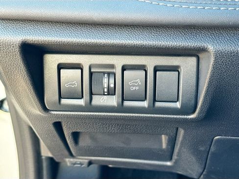 Used 2020 Subaru Outback Touring w/ Popular Package #2 AWD/4WD image 6