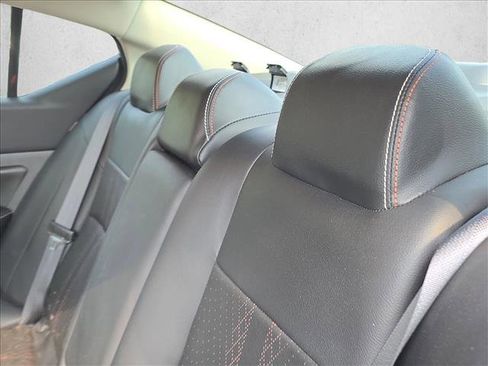 Used 2024 Nissan Altima 2.5 SR w/ SR Premium Package FWD image 17