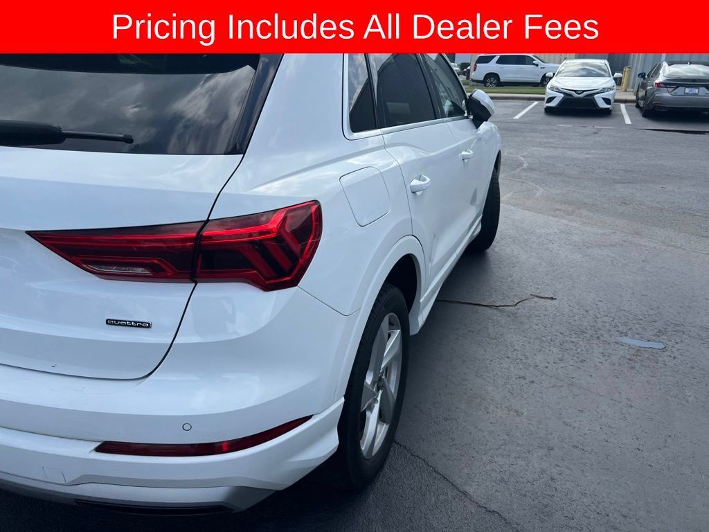Used 2021 Audi Q3 2.0T Premium w/ Convenience Package AWD/4WD image 5