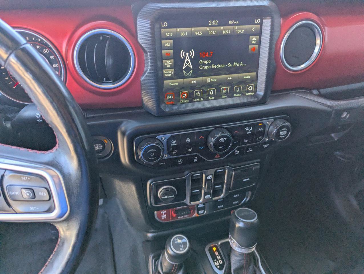 Used 2020 Jeep Gladiator Rubicon AWD/4WD image 19