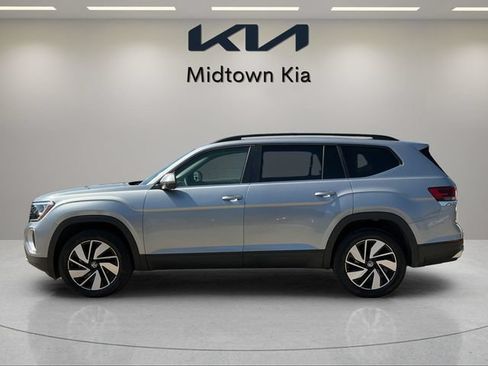 Used 2026 Volkswagen Atlas SE FWD image 6