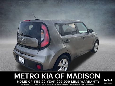 Used 2017 Kia Soul image 6