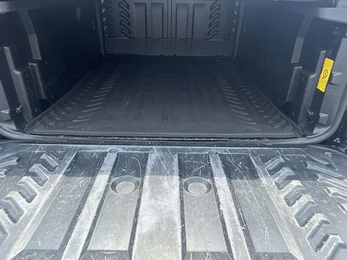 Used 2008 Chevrolet Avalanche LTZ w/ LTZ Preferred Equipment Group AWD/4WD image 11