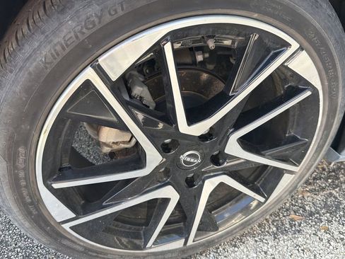 Used 2024 Nissan Sentra SR FWD image 10