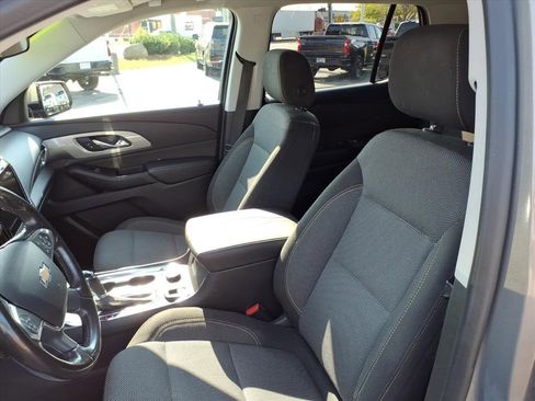 Used 2019 Chevrolet Traverse LT w/ LPO, Floor Liner Package image 10