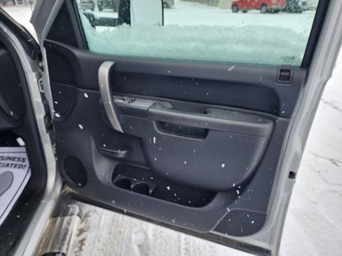 Used 2012 Chevrolet Silverado 2500 LT w/ Interior Plus Package image 10