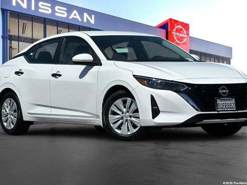 Certified 2025 Nissan Sentra S FWD image 1