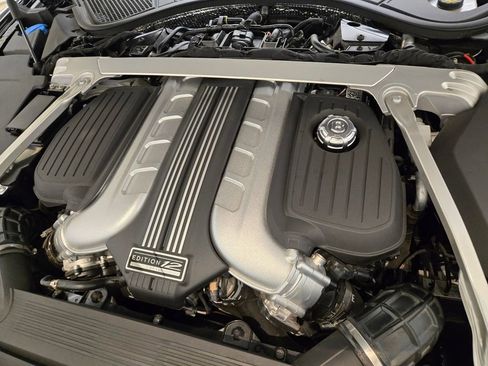 Used 2024 Bentley Flying Spur W12 image 30