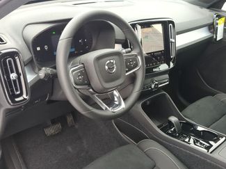Used 2026 Volvo XC40 B5 Ultra w/ Protection Package Premier AWD/4WD video 2