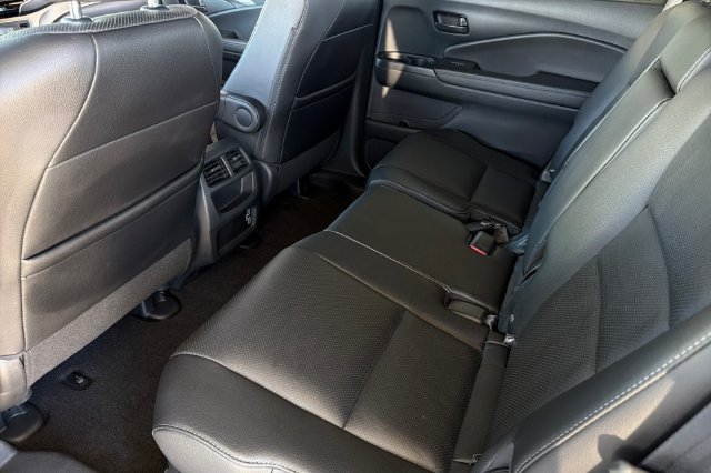 Certified 2023 Honda Passport EX-L image 14
