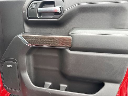 Used 2019 Chevrolet Silverado 1500 RST image 14