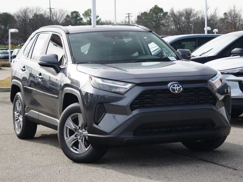 New 2025 Toyota RAV4 XLE image 26