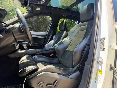 Used 2017 Volvo XC90 T6 R-Design AWD/4WD image 11