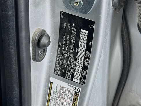 Used 2024 Toyota 4Runner SR5 Premium w/ Moonroof Package image 12