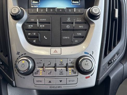 Used 2016 Chevrolet Equinox LT w/ Convenience Package image 19