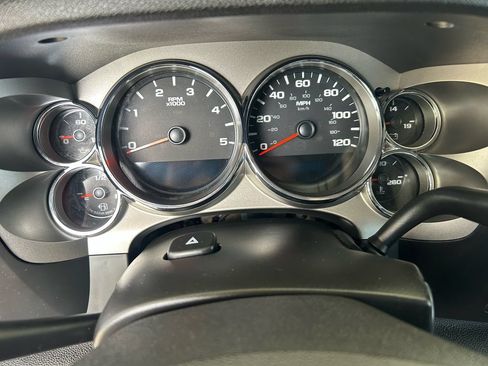 Used 2009 Chevrolet Silverado 2500 LT w/ Exterior Plus Package RWD image 11