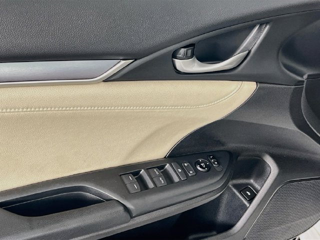Used 2017 Honda Civic EX-L image 19