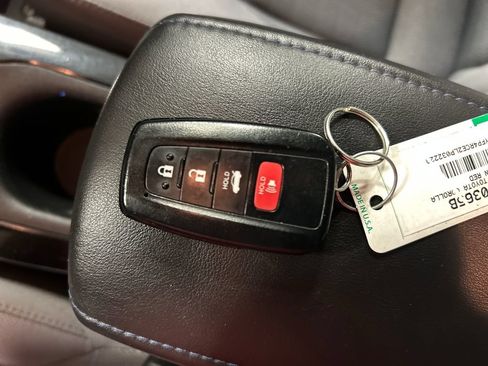 Used 2020 Toyota Corolla SE w/ SE Premium Package FWD image 20