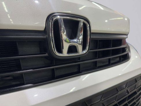 Used 2023 Honda Civic Touring image 10