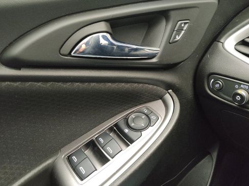 Used 2023 Chevrolet Malibu LT w/ LPO, Floor Liner Package FWD image 27