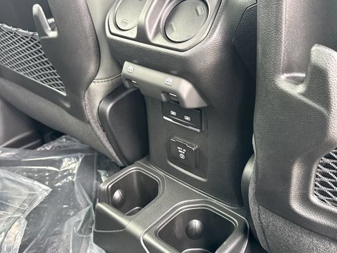New 2026 Jeep Gladiator Mojave AWD/4WD image 18