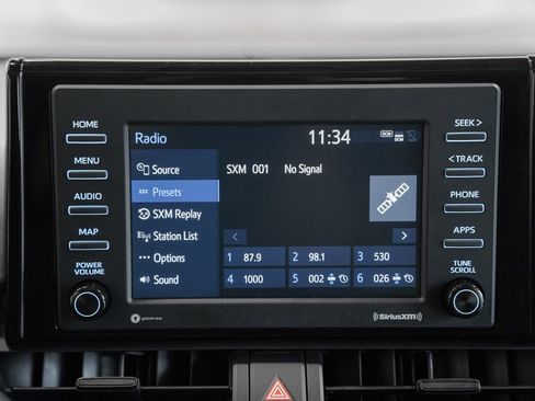 Used 2021 Toyota RAV4 XLE w/ Convenience Package FWD image 20