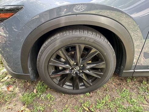 Used 2024 MAZDA CX-5 Carbon Edition image 6