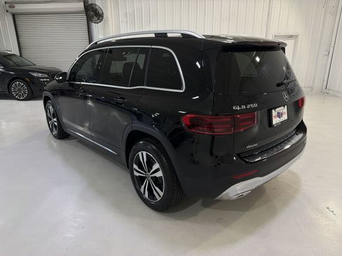 Used 2025 Mercedes-Benz GLB 250 image 24