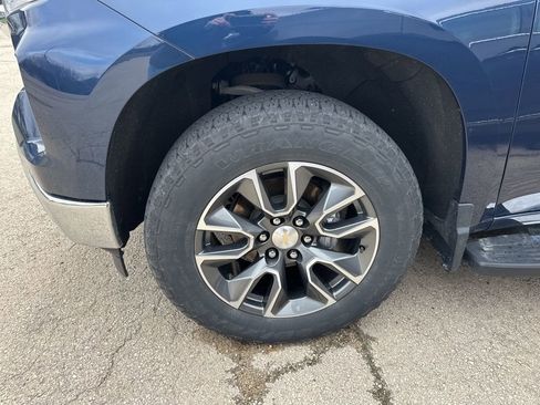 Used 2023 Chevrolet Silverado 1500 LT image 19