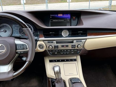 Used 2018 Lexus ES 350 image 6