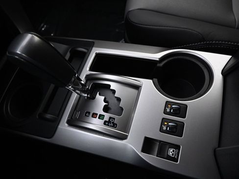 Used 2022 Toyota 4Runner SR5 Premium image 33