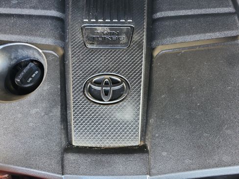 Used 2023 Toyota Tundra Platinum AWD/4WD image 23