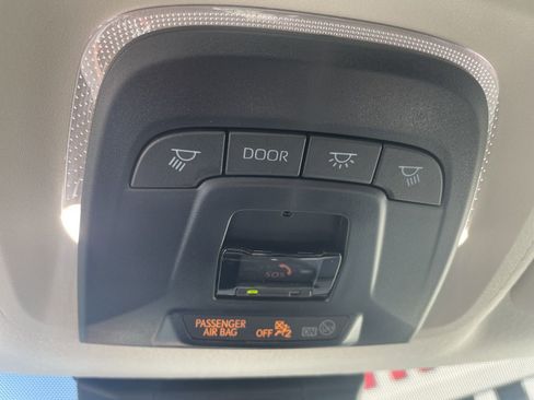 Used 2024 Toyota Corolla LE image 15