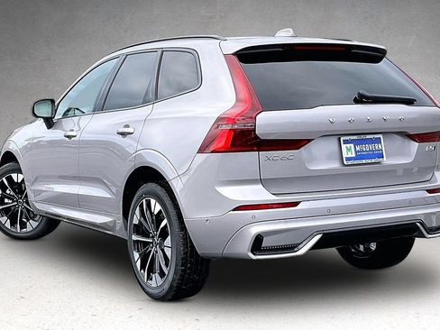 New 2026 Volvo XC60 B5 Ultra w/ Climate Package AWD/4WD image 3