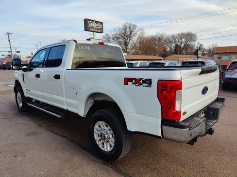 Used 2019 Ford F250 XLT w/ XLT Value Package AWD/4WD image 5