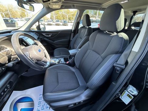 Used 2023 Subaru Forester Premium image 13