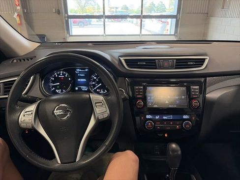 Used 2016 Nissan Rogue SL w/ SL Premium Package AWD/4WD image 26